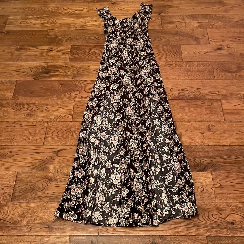 Off the shoulder maxi dress